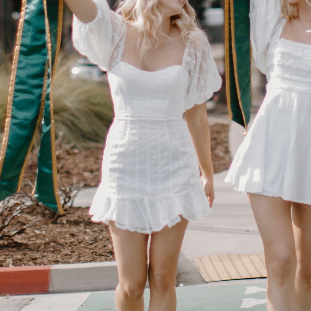 Selfie Leslie white mini dress